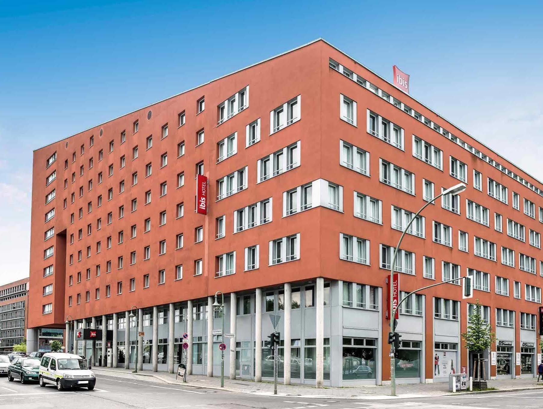 Me And All Hotel Berlin East Side, By Hyatt Bagian luar foto